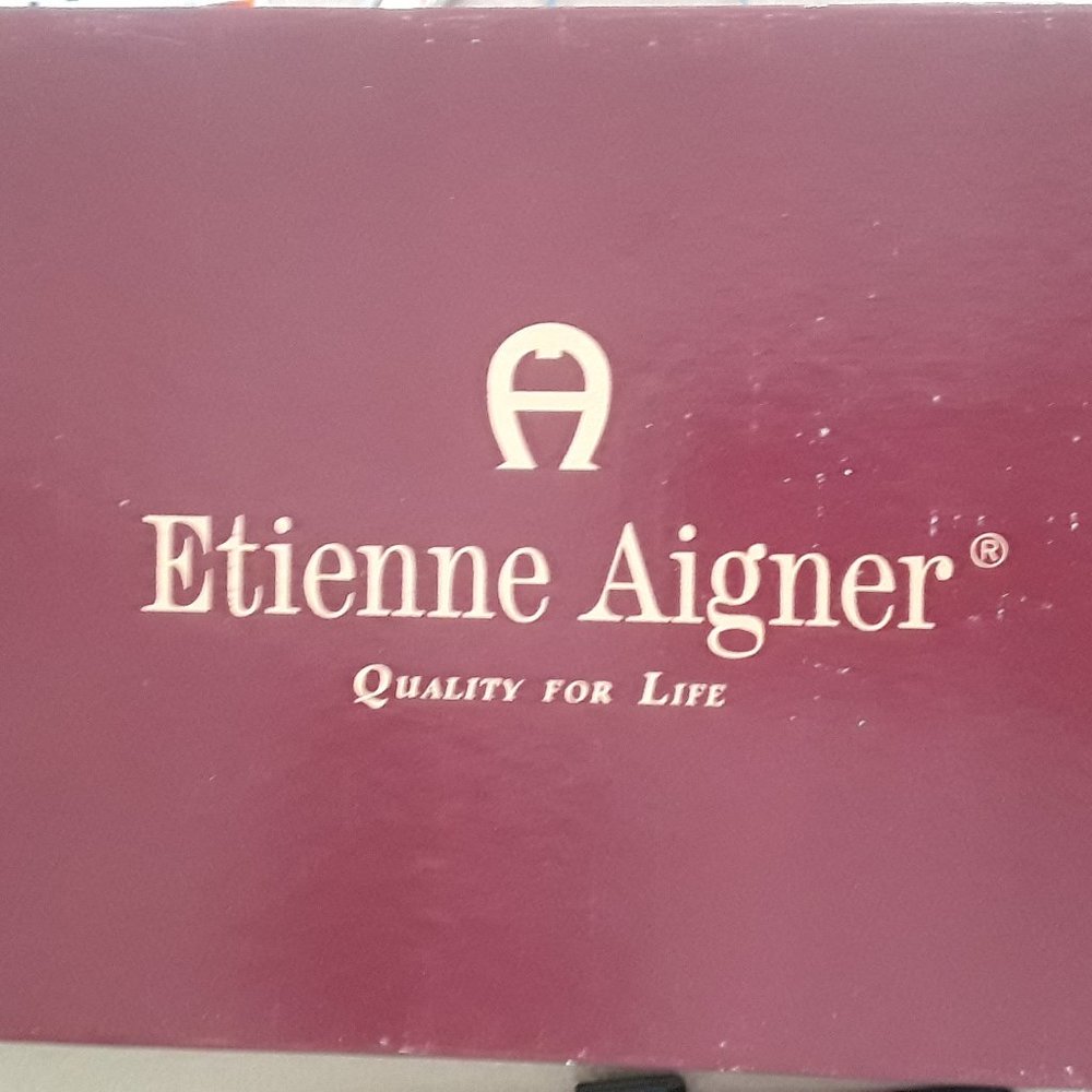 Etienne Aigner Pump - Picture 11 of 12